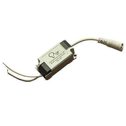 درایور ال ای دی (8-12)*1W قابدار  - ولتاژ ورودی 220 ولت درایور ال ای دی (8-12)*1W قابدار  - ولتاژ ورودی 220 ولت